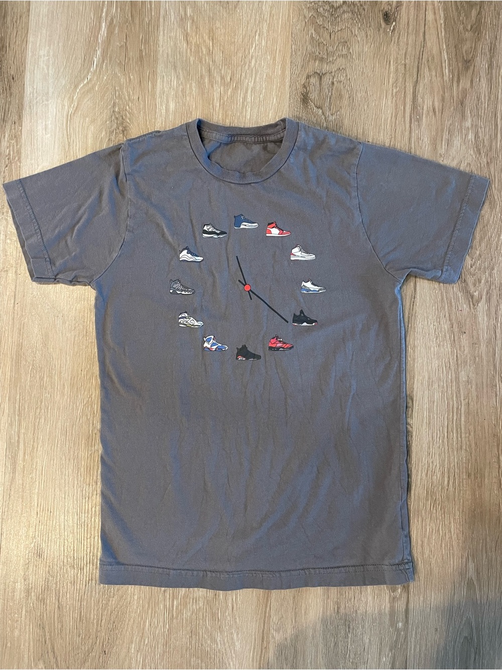 Gray Sneaker Graphic t shirt Youth Large